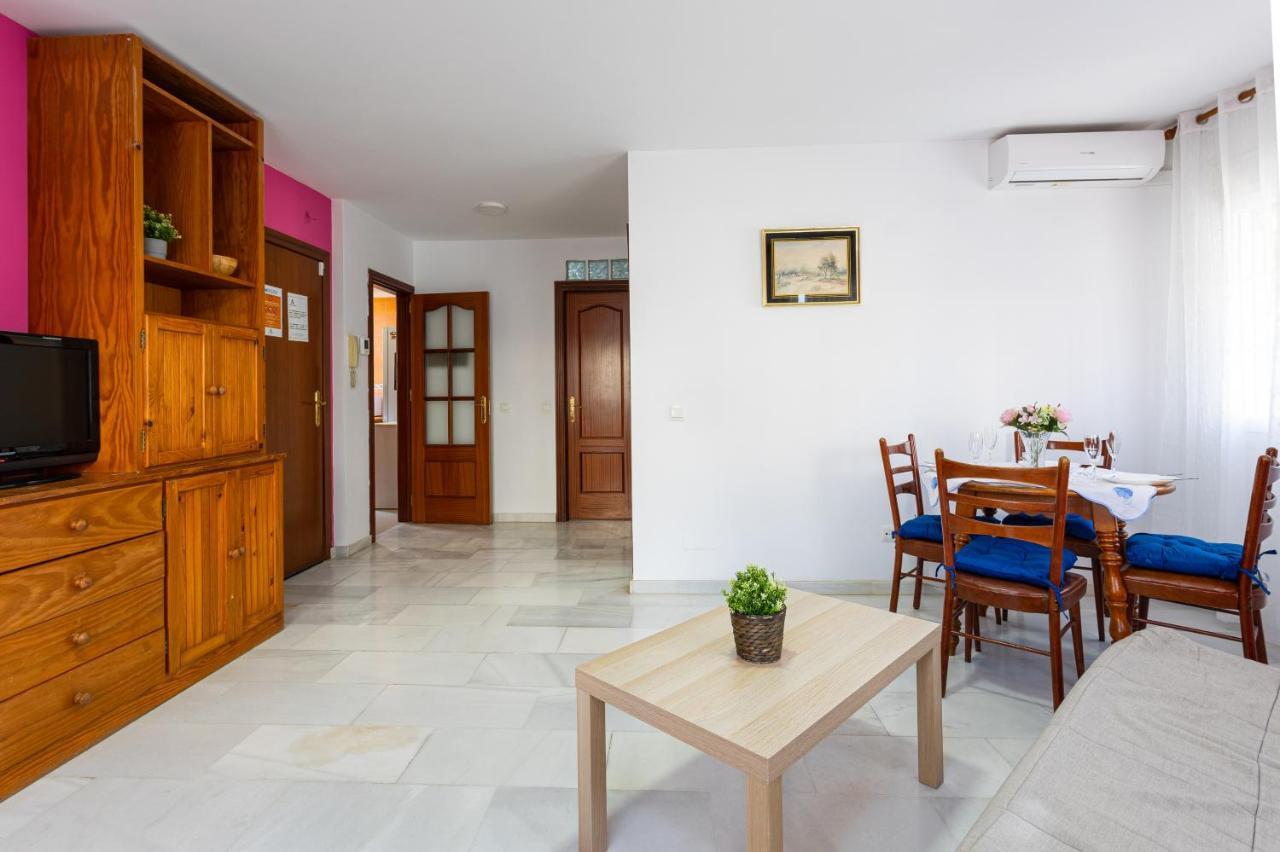 Holidays2Malaga Montesa 700M From The Beach Rooftop Terrace Bagian luar foto