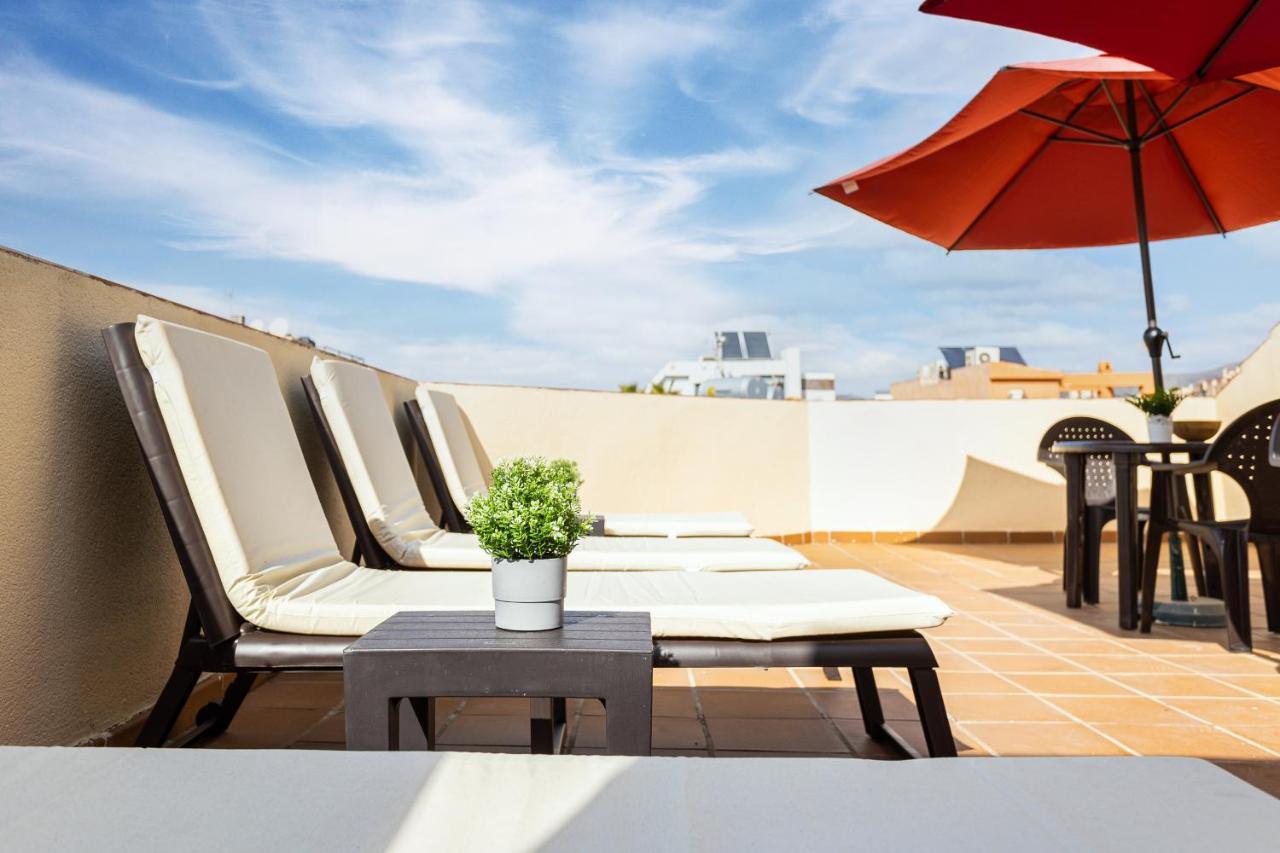 Holidays2Malaga Montesa 700M From The Beach Rooftop Terrace Bagian luar foto