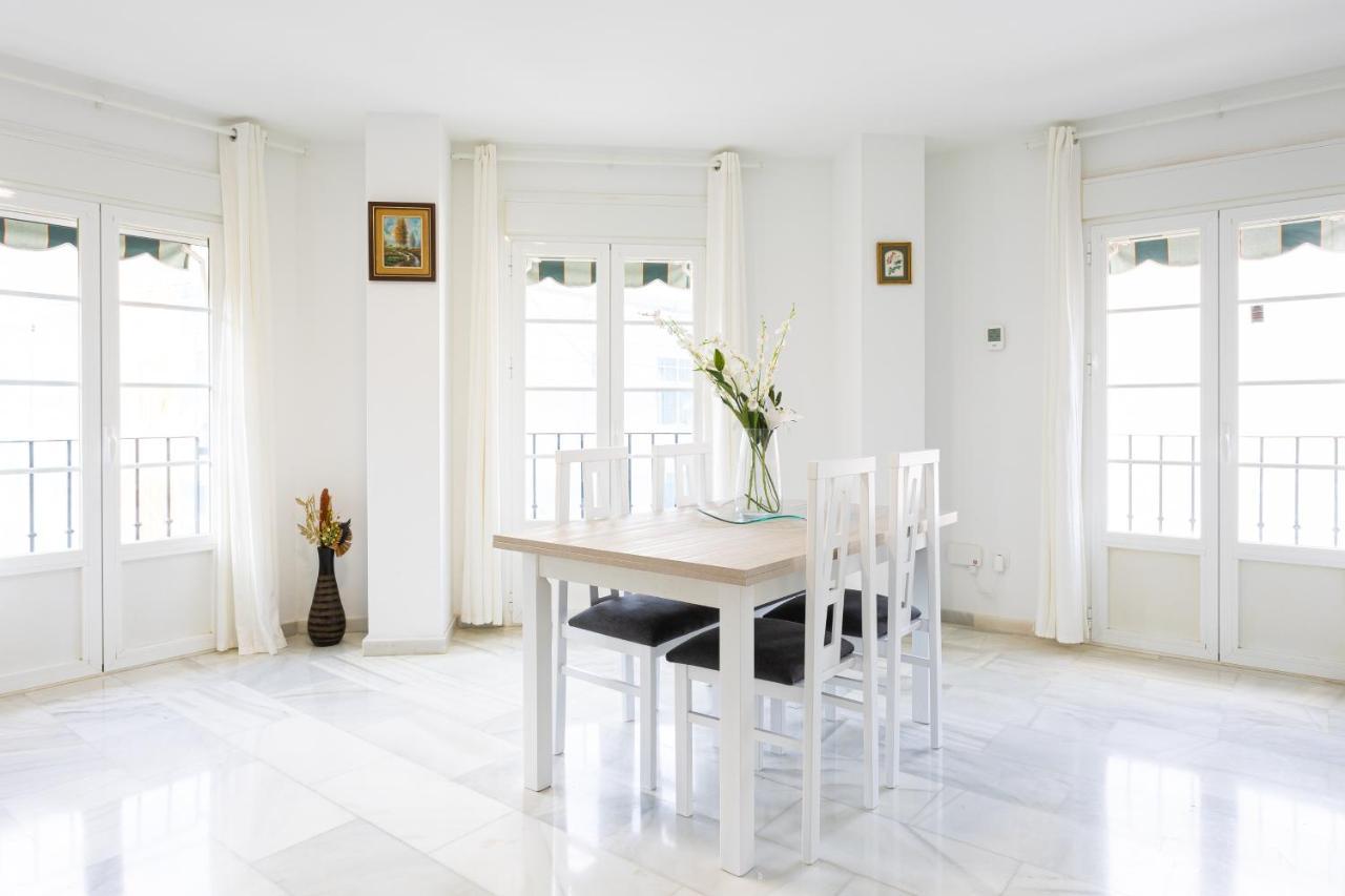 Holidays2Malaga Montesa 700M From The Beach Rooftop Terrace Bagian luar foto